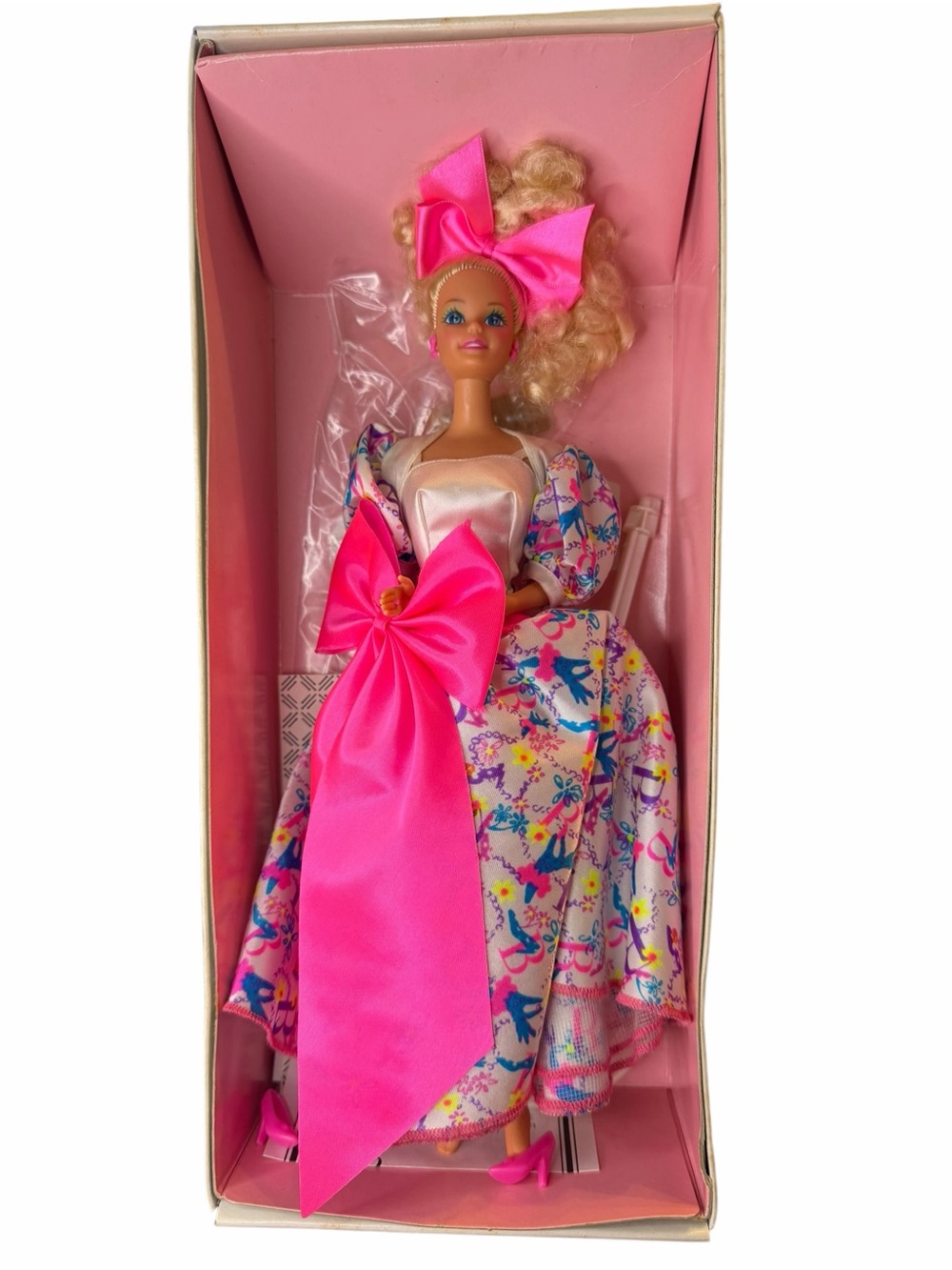 1990 Barbie Style Collector Doll #5315 Limited Edition Applause COA